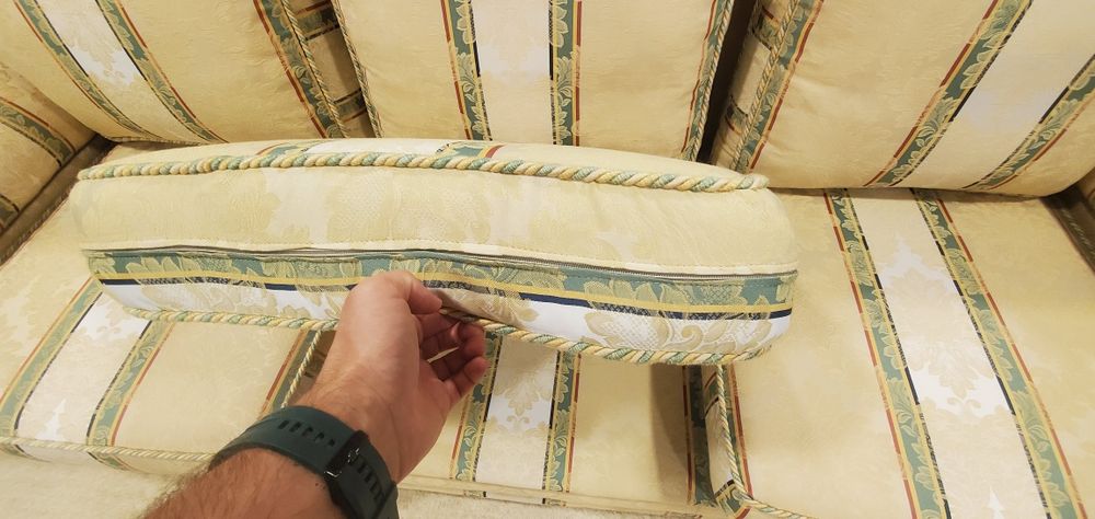 2x canapele (dublă și triplă) din catifea