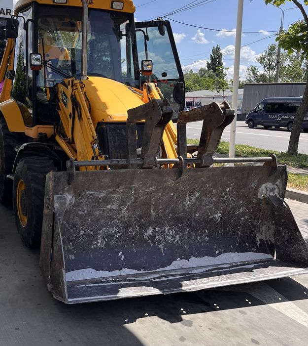 Cupa multifunctionala buldoexcavator jcb 3cx
