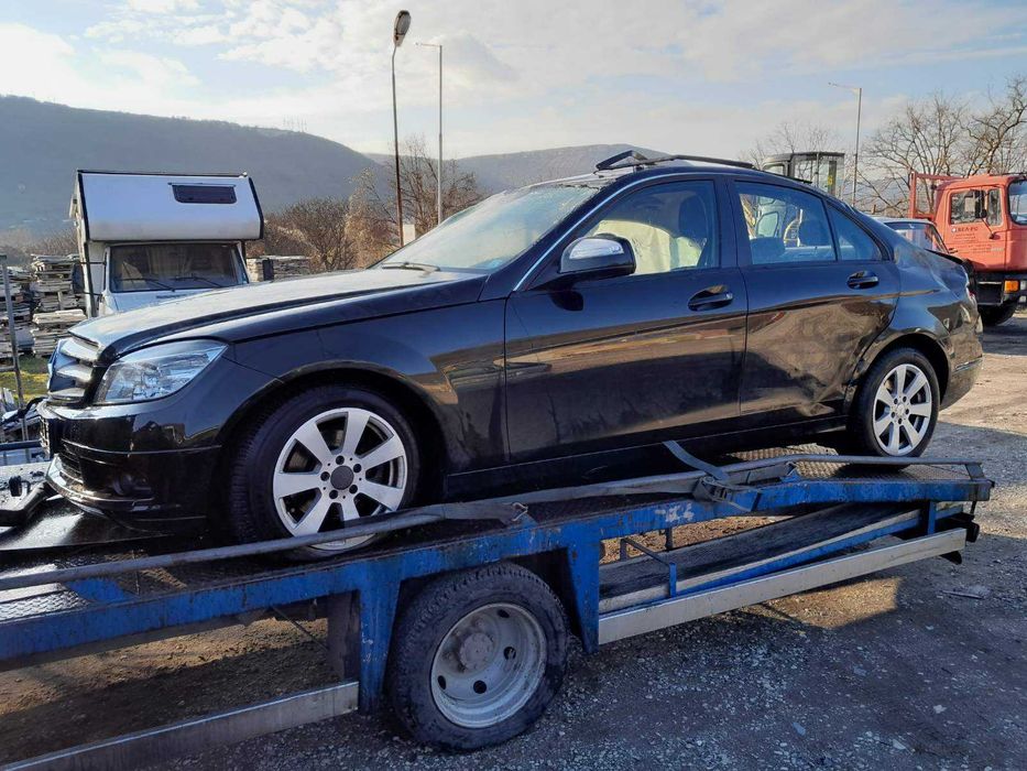 Мерцедес C200 2008 г на части