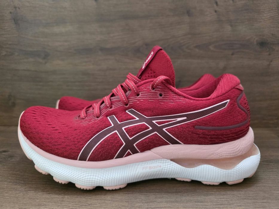 Asics Gel Nimbus 24/дамски маратонки-38номер