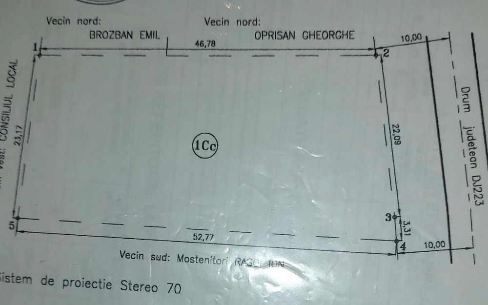 Teren intravilan de vânzare (FĂRĂ SOLAR)