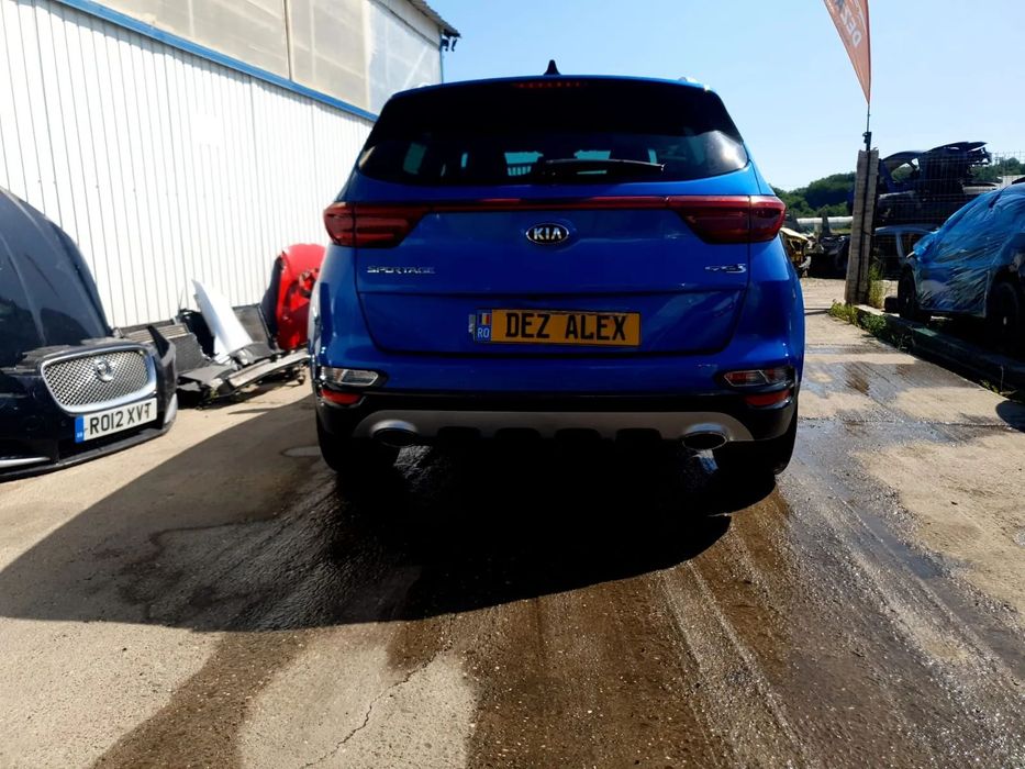 Dezmembrez Kia Sportage 1.6Crdi Hybrid 2021