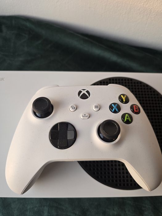 Consolă Microsoft Xbox Series S (512GB SSD) + Controler Wireless alb