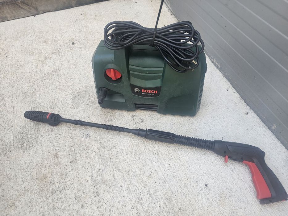 Водоструйка BOSCH