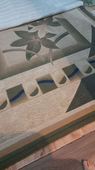 продам ковер 2×3
