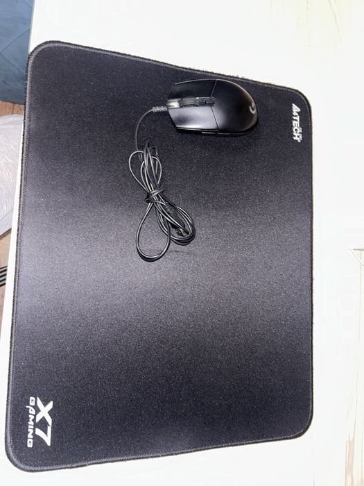 Logiteg g102 и коврик