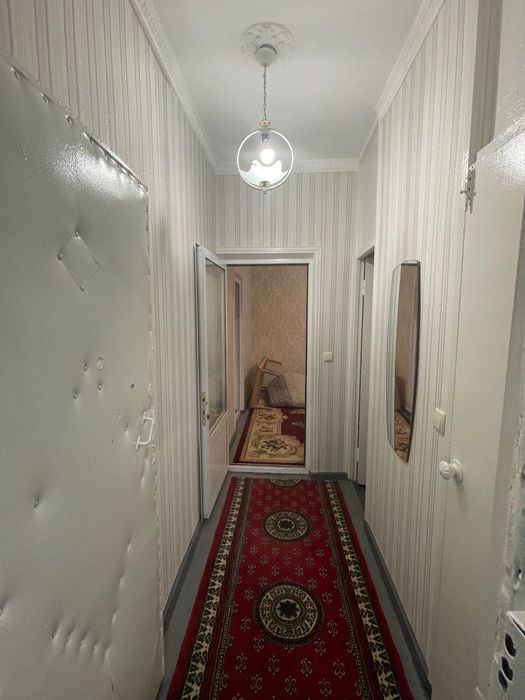 Чиланзар 3-4-4 Чистая мебелировонная квартира в хорошем районе