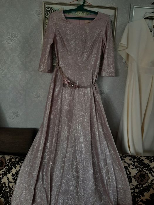 СрочноПродам платье