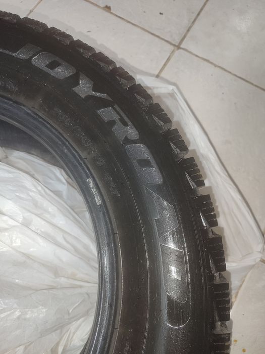 Срочно продам резину на 15