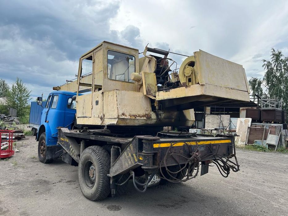 Продам автокран МАЗ