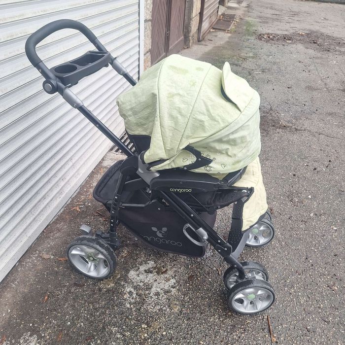 Продавам Детски Колички за  Бутане във много добро Състояние