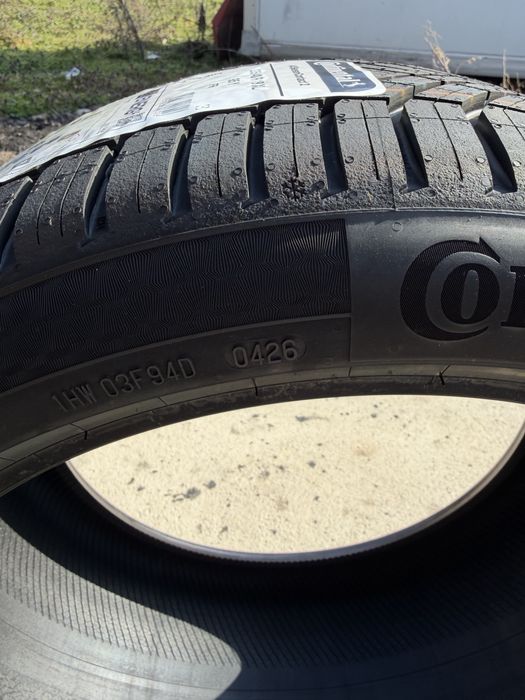 CONTINENTAL  235/40/18