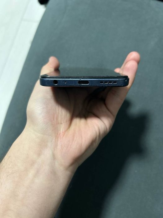 Vivo y35 синего цвета