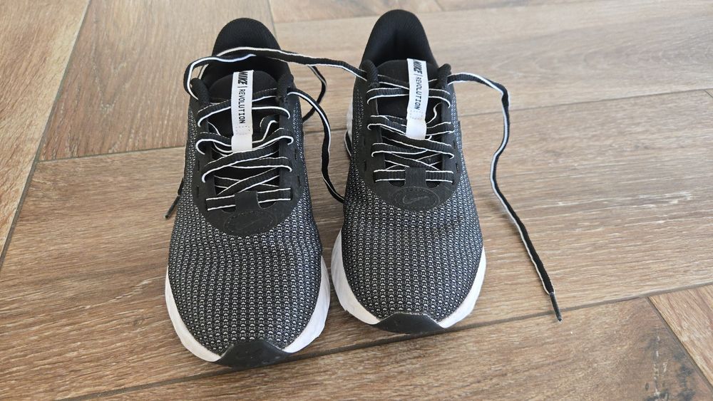 Nike 35 номер-нови