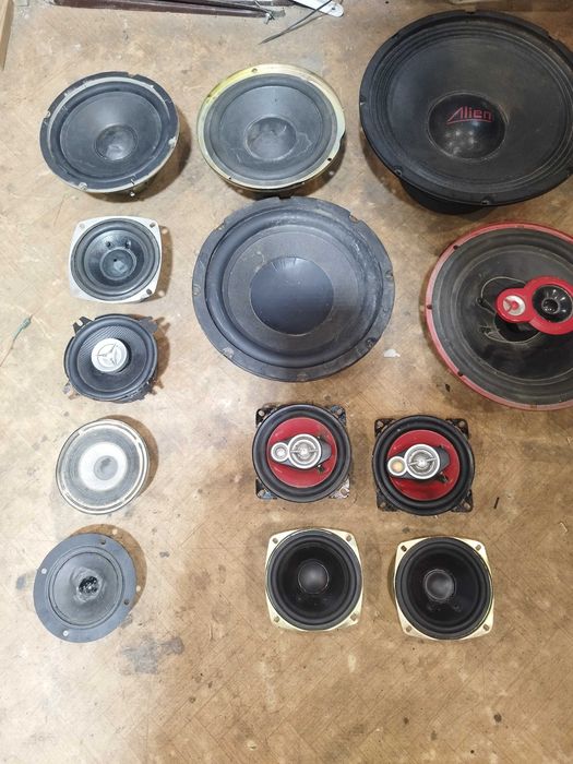 Difuzoare / boxe diferite dimensiuni 6 - 12'' Difuzoare bass etc