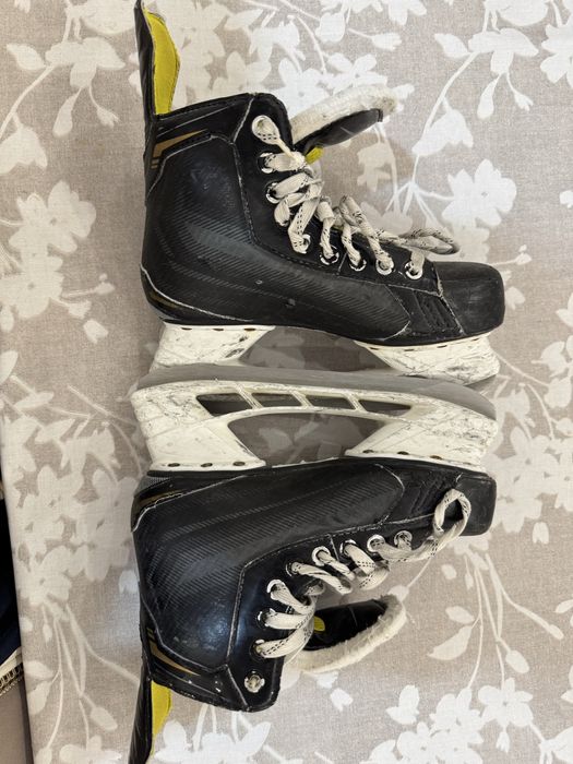 Хоккейный коньки