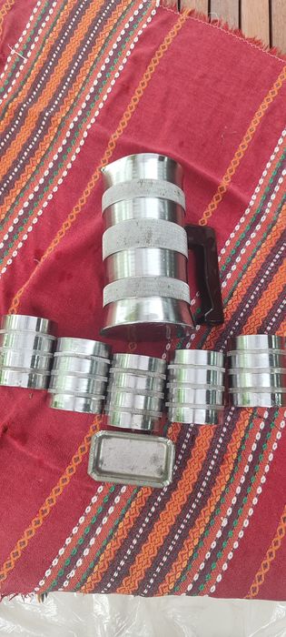 Антикварни съдове, чашки, кани, комплекти