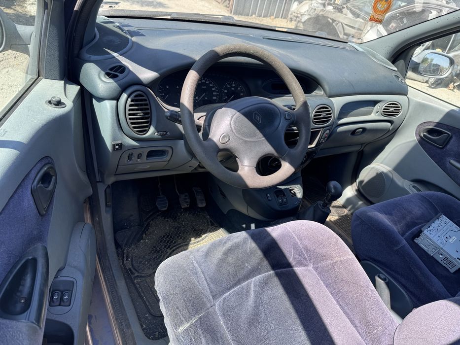 Renault Megane Scenik 1.6i 16v 107hp 1998г На Части