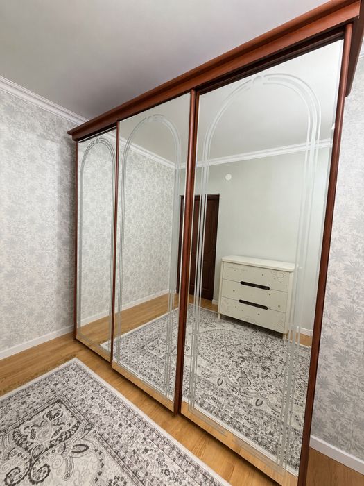 Продается шкаф купе