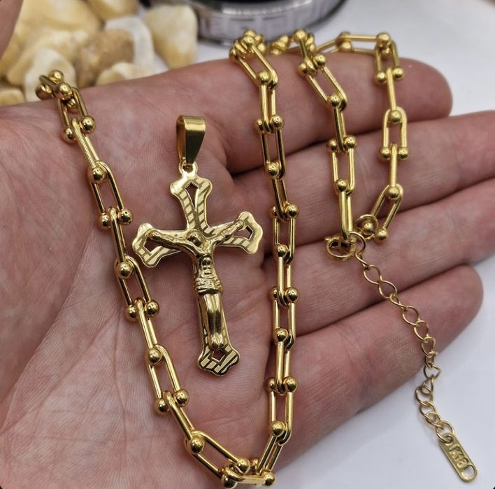 Масивно мъжко колие с кръст