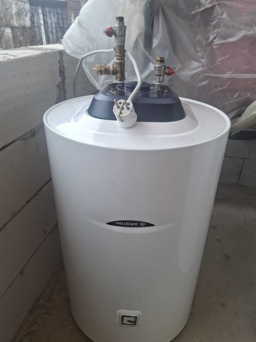 Vand boilere electrice Ariston