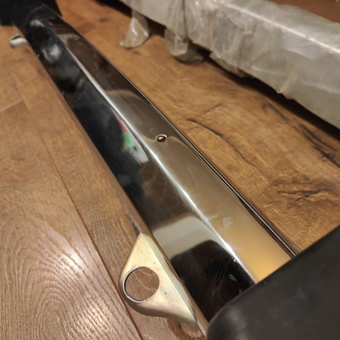 Продам оригинальные бампера