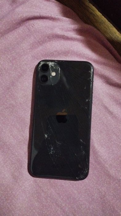 Iphone 11    55к или обмен самсунг