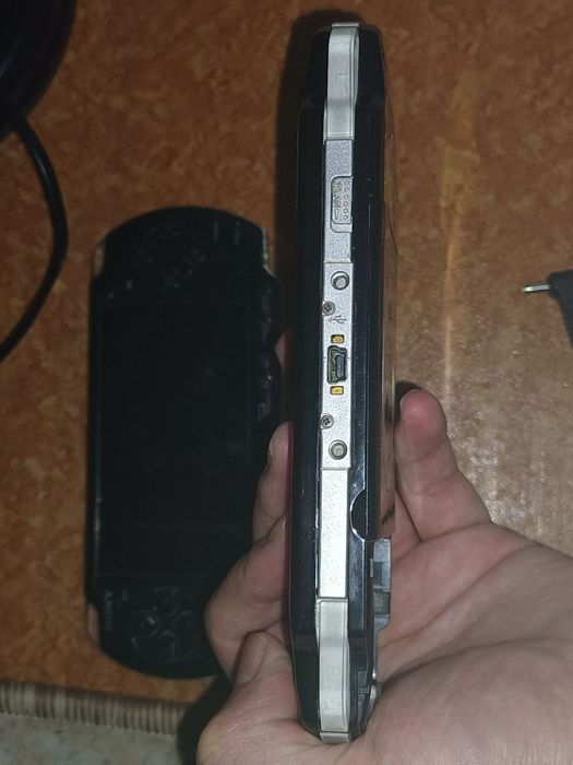 2ta PSP Sotiladi remont talab Kim tushunsa yaxshi tuzatvosa boladi