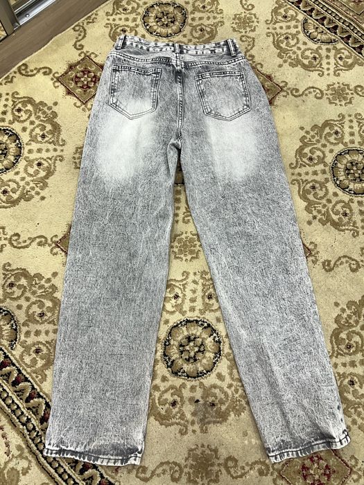 женские голубые и серые джинсы selfie