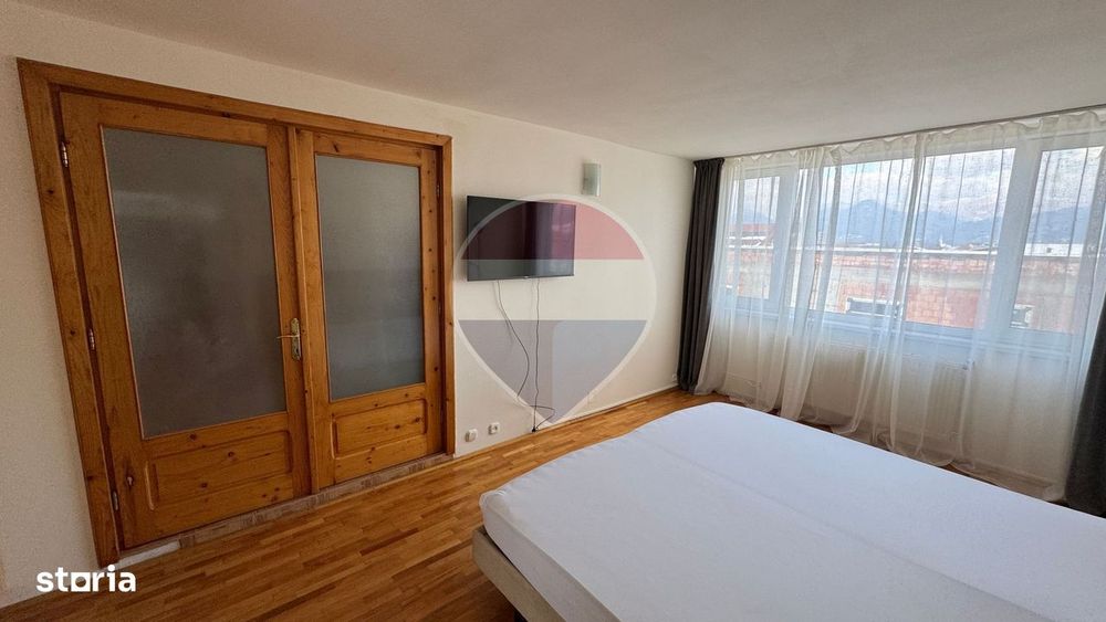 DE ÎNCHIRIAT apartament spatios cu 2 camere în vilǎ