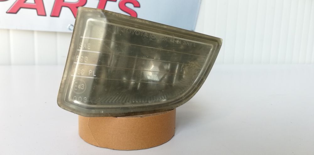 Десен и ляв халоген Toyota Rav4 XA20 (2000-2004)