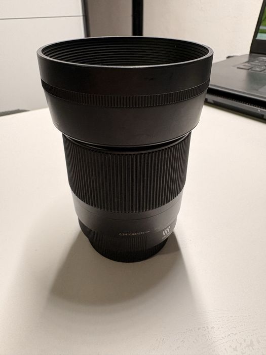 Sigma 30mm 1:1.4 dc dn 52