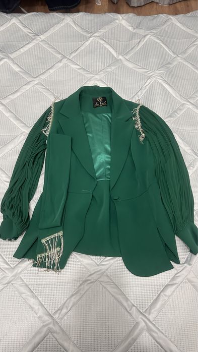 Продам костюм двойку