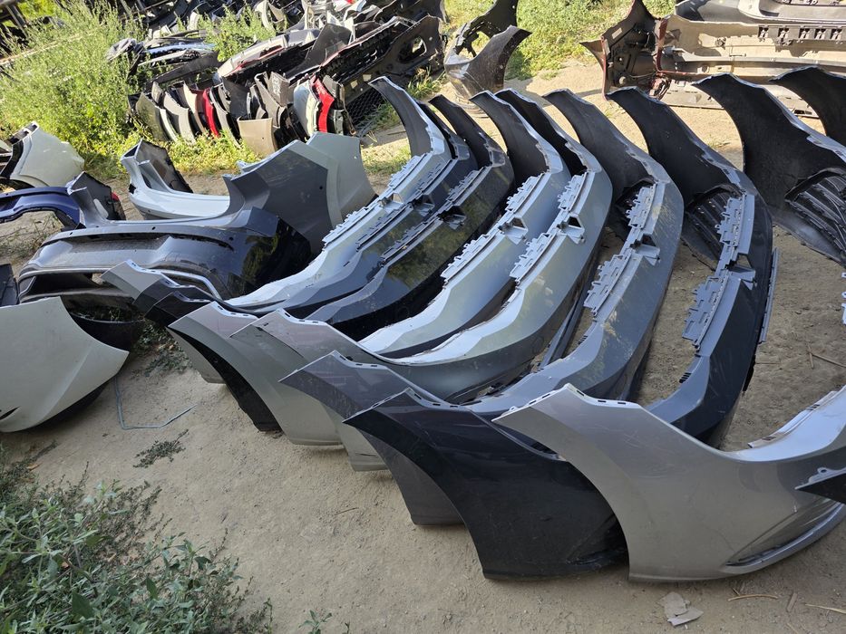 VW GOLF  8  2020 предна броня