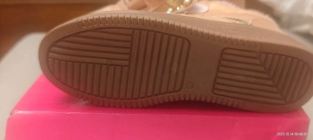 Нови Розови боти 38 номер