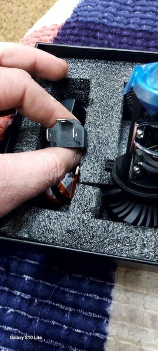 Продам BI-LED мини линзы Н4