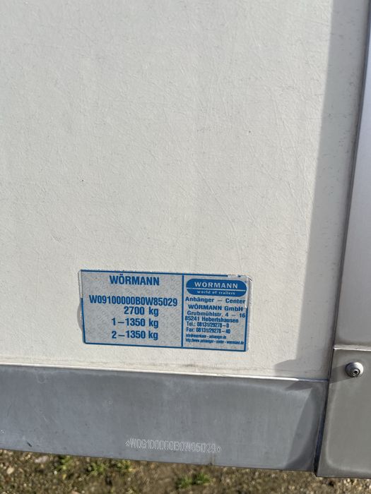 Vand remorca 2700 kg