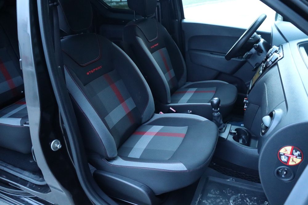 Dacia Dokker Stepway  1.3 Benzina