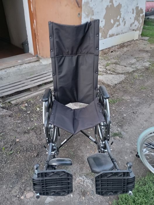 Инвалидная коляска