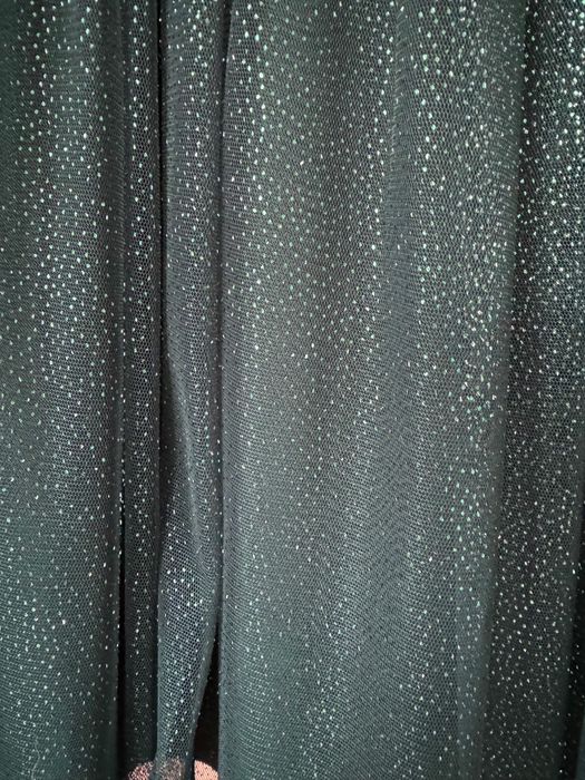 Зелена рокля, не е обличана