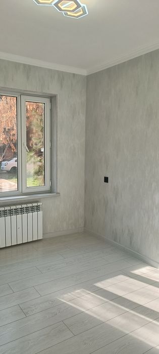 СРОЧНО ПРОДАЁТСЯ СВОЯ 2-комнатная квартира Чиланзар 20
1 этаж,