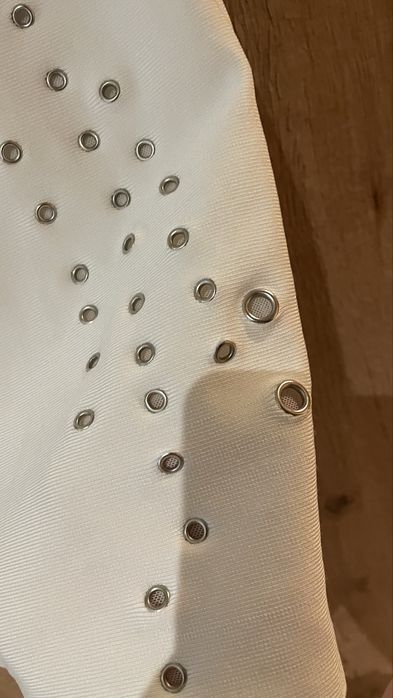 Бандажна бяла рокля