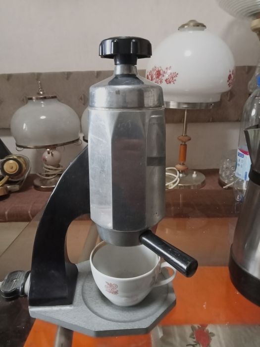 Электро-кофеварка автоматический СССР.