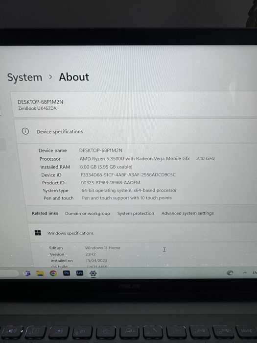 Asus Zenbook UX462DA, ultra portabil, touch screen