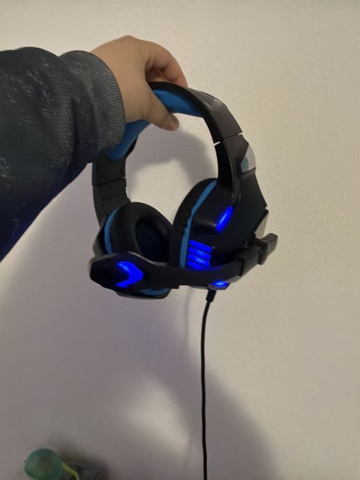 Căști Hunter spider de gaming cau microfon si si maneta de volum