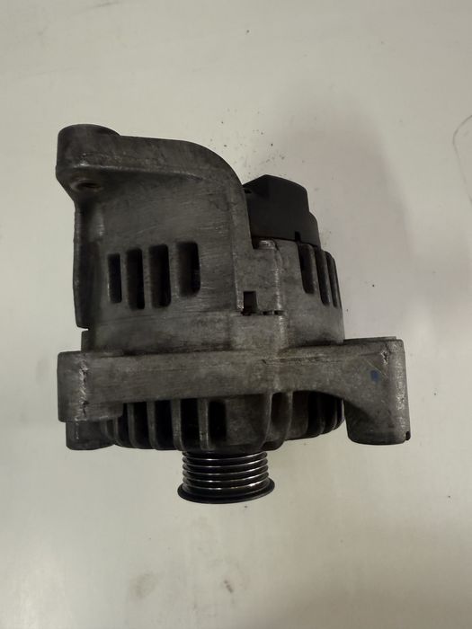 Alternator 2.0d M47 7802 471 A102 BMW Seria 1 3 5 E90 E91 E87 E60 E61
