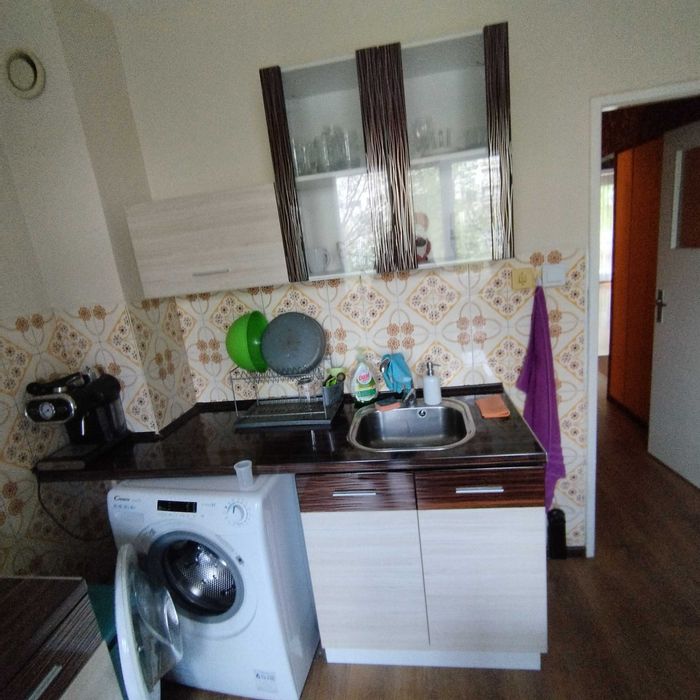 КУХНЕНСКИ ШКАФОВЕ