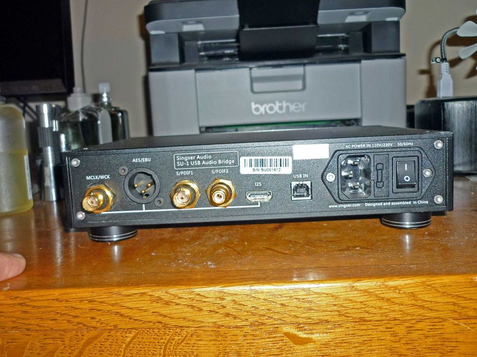 Convertor digital D2D USB to SPDIF/AES HDMI Singxer SU-1 pentru DAC