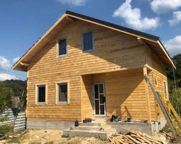 Case modulare de diferite modele si dimensiuni, din structura metalica