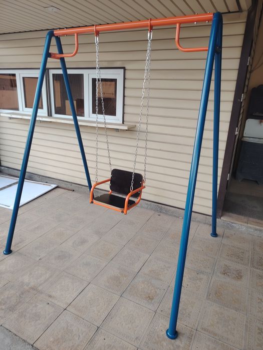 Металлические качели детские